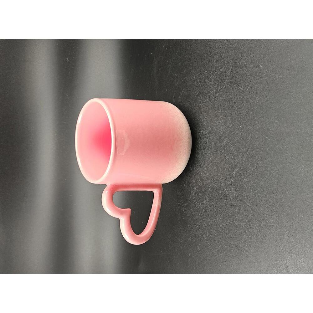 Lovely Pink Ombre Heart Handle Oversized Coffee Mug Serves About 25oz